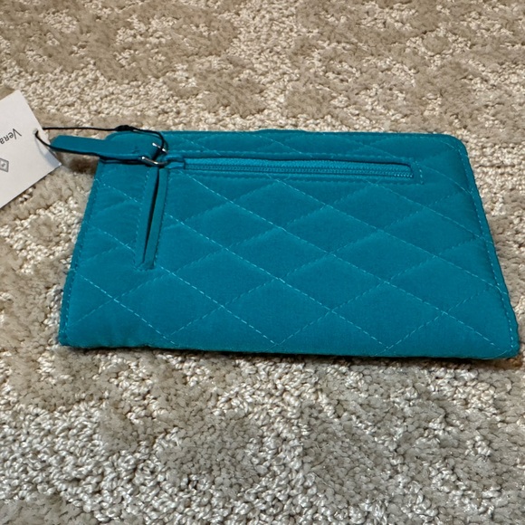 NWT Vera Bradley Teal Quilted Travel Wallet - Picture 3 of 4